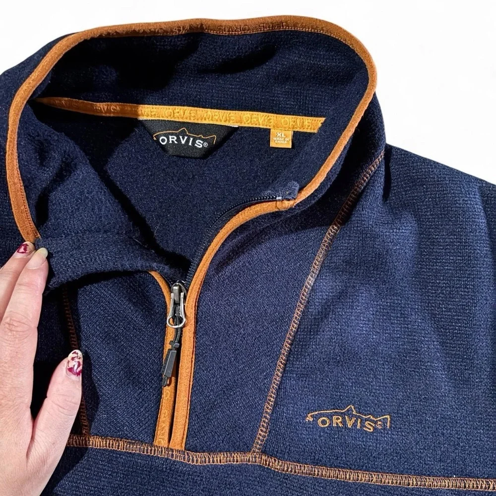 Orvis Fishing Half-Zip Fleece Pullover in Navy & Rust